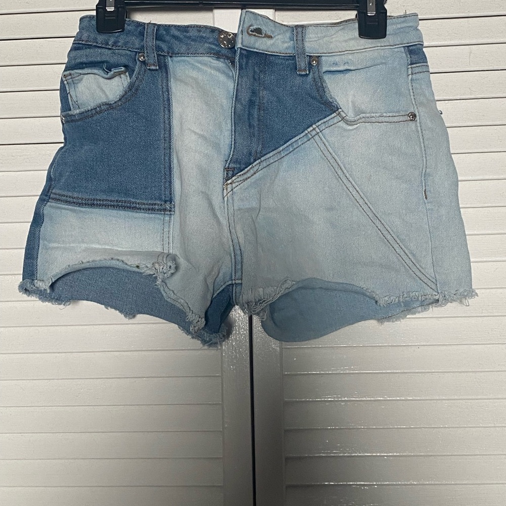 Madden NYC Two-Tone Denim Jean Shorts for Women